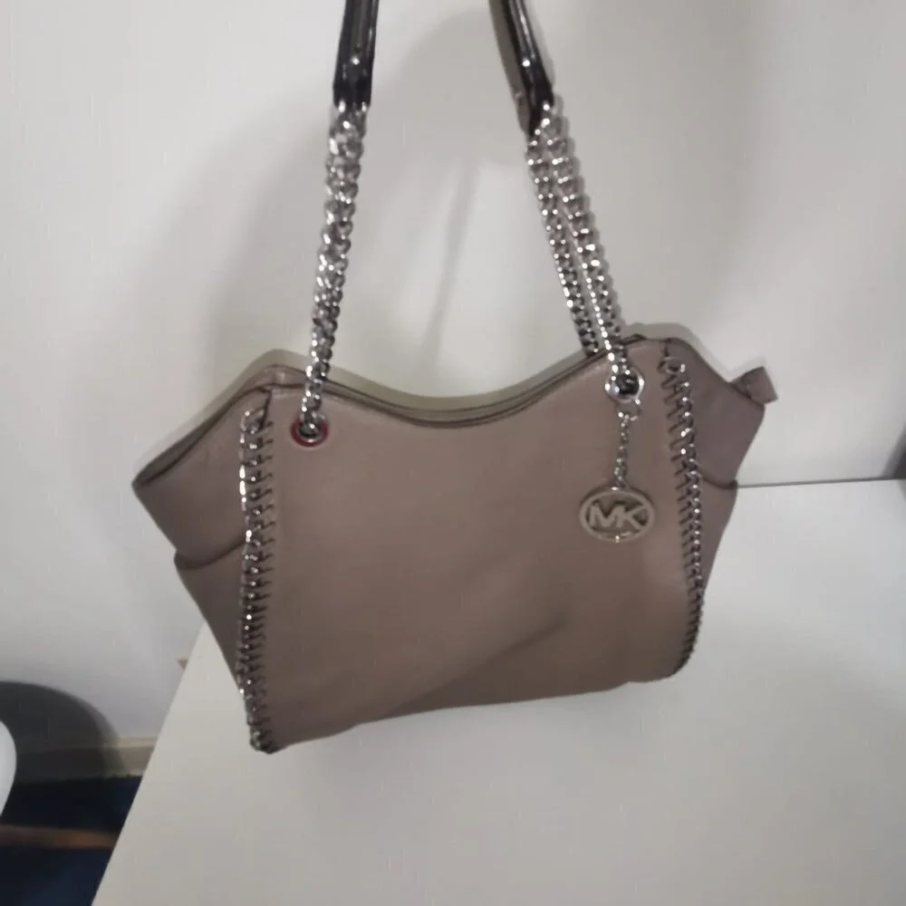 Michael Kors chain bag | Color: taupe | size 14L x 10H‎